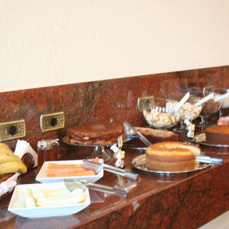 Casarao Hotel Brotas Buitenkant foto